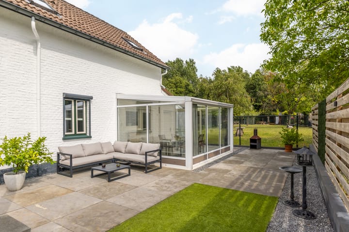 Foto 44 van Burg. Slanghenstraat 97