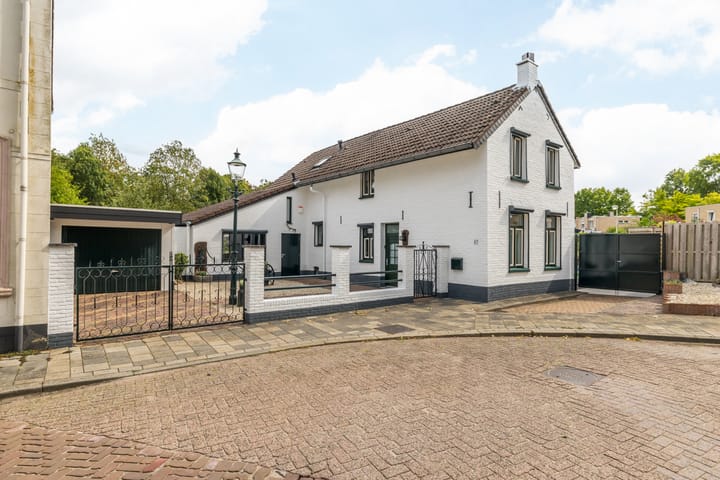 Foto 53 van Burg. Slanghenstraat 97