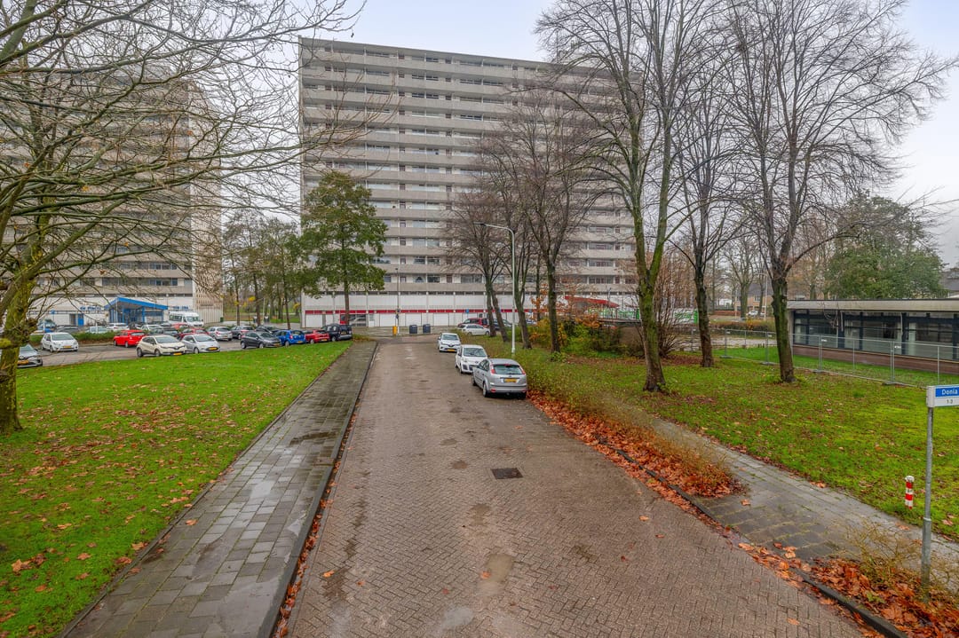 Foto 28 van Tjaarda 140