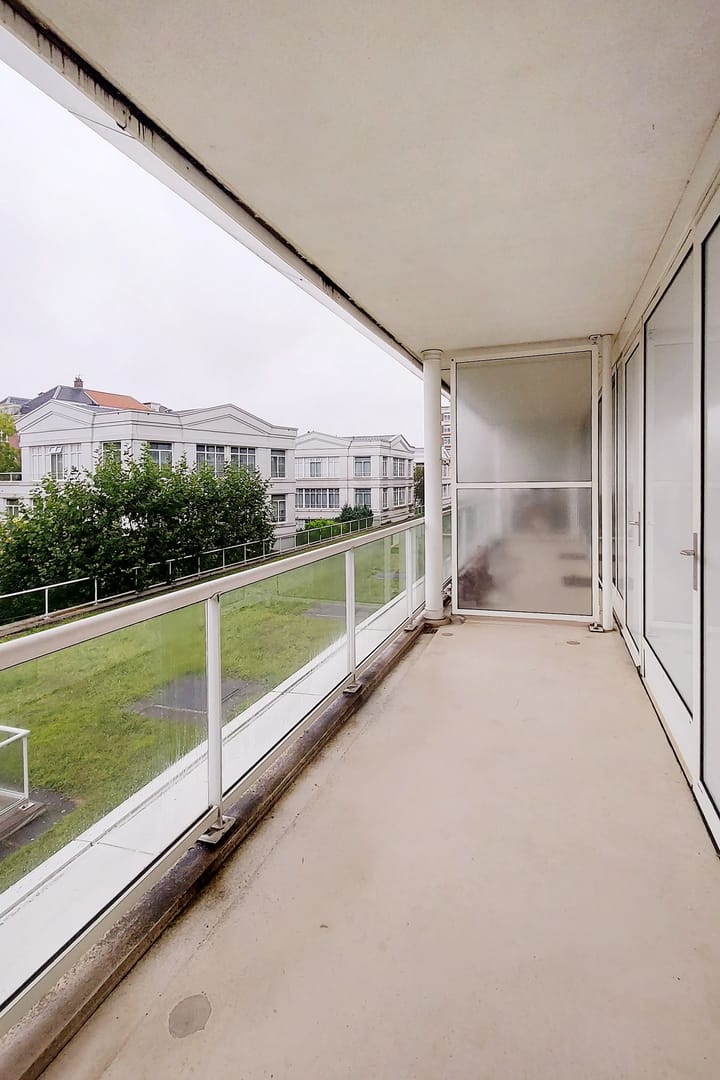 Foto 11 van Burgemeester De Monchyplein 42