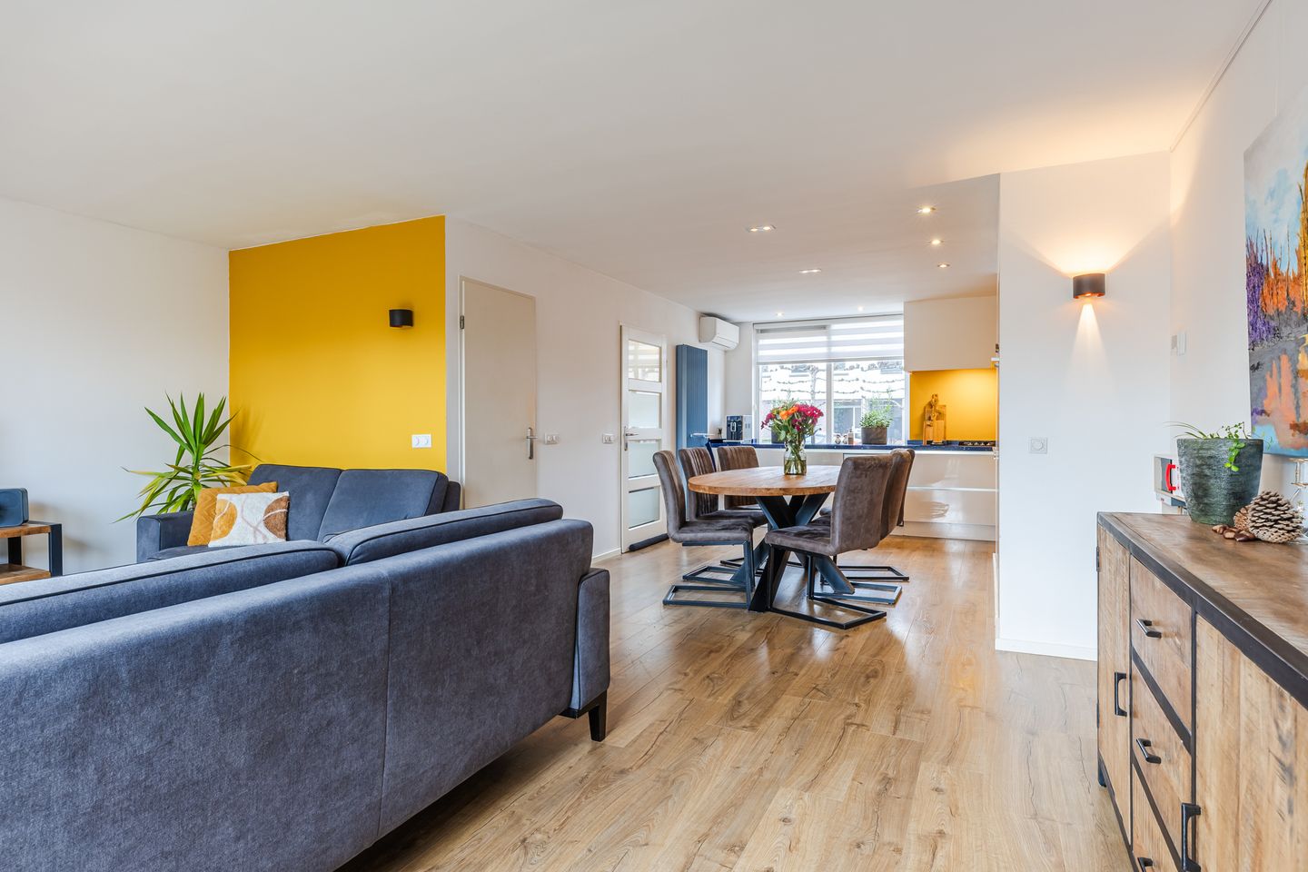 Photo 10 of Duikerstraat 5