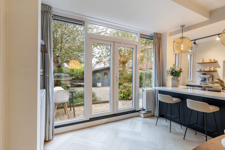 Foto 27 van van Linden van den Heuvellsingel 17