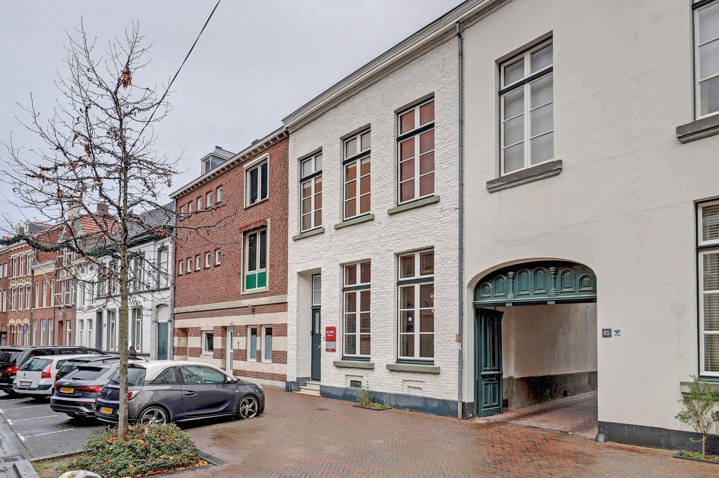 Photo 44 of Neerstraat 63