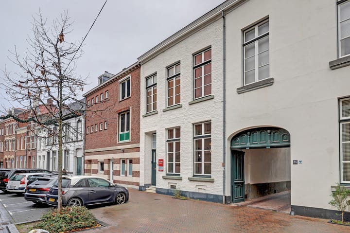 Foto 44 van Neerstraat 63