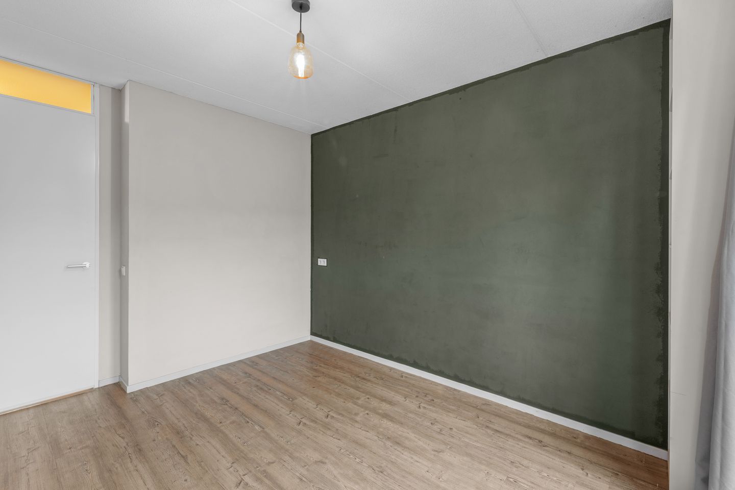 Photo 19 of Damstraat 46-B