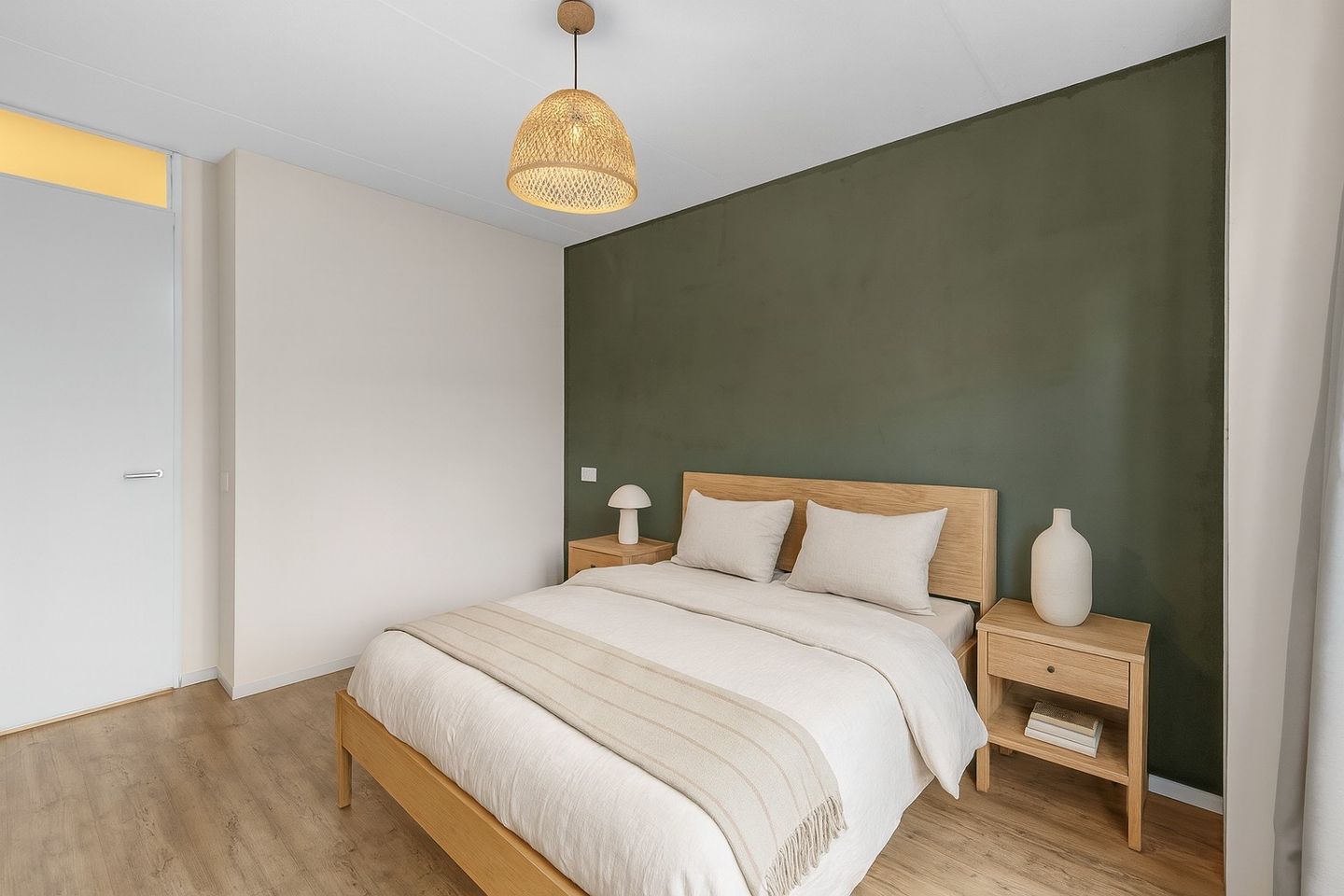 Photo 20 of Damstraat 46-B