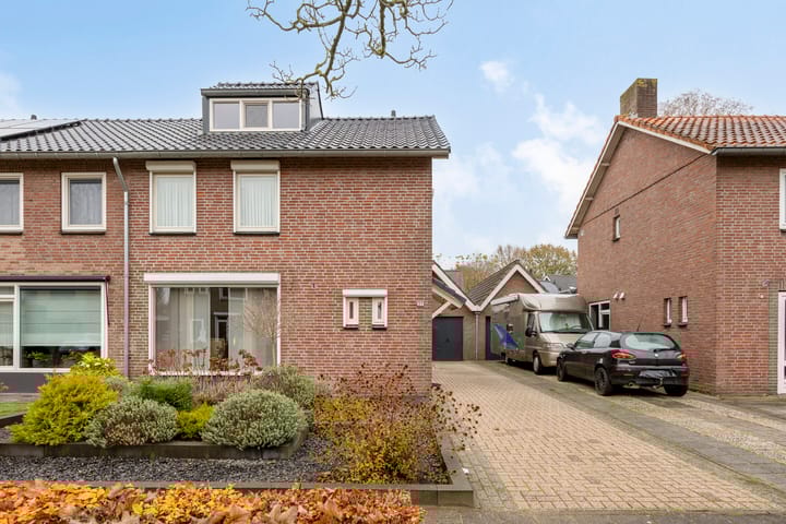 Photo 10 of Servaasstraat 37