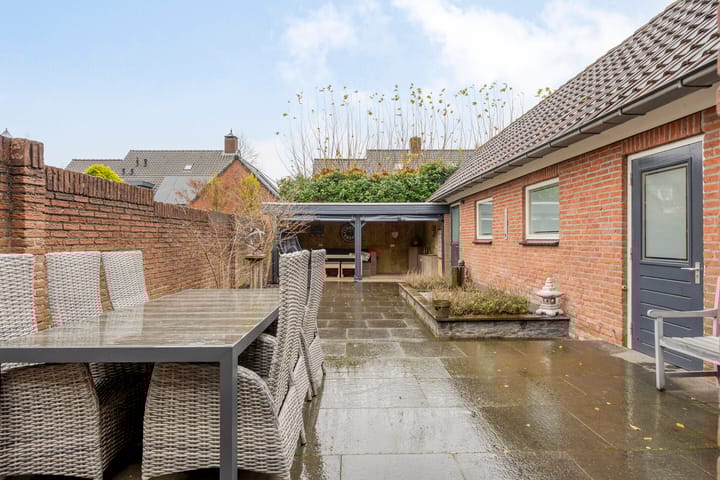 Photo 39 of Servaasstraat 37