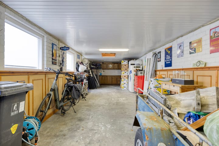 Photo 42 of Servaasstraat 37