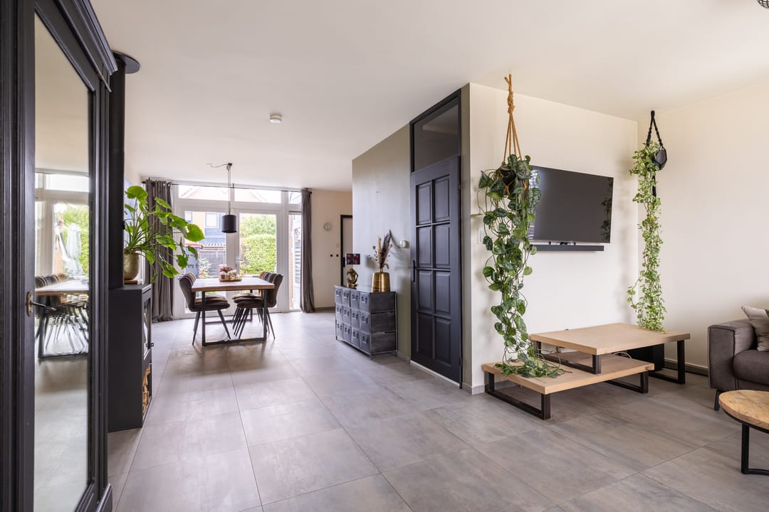 Photo 2 of Molefinne 29