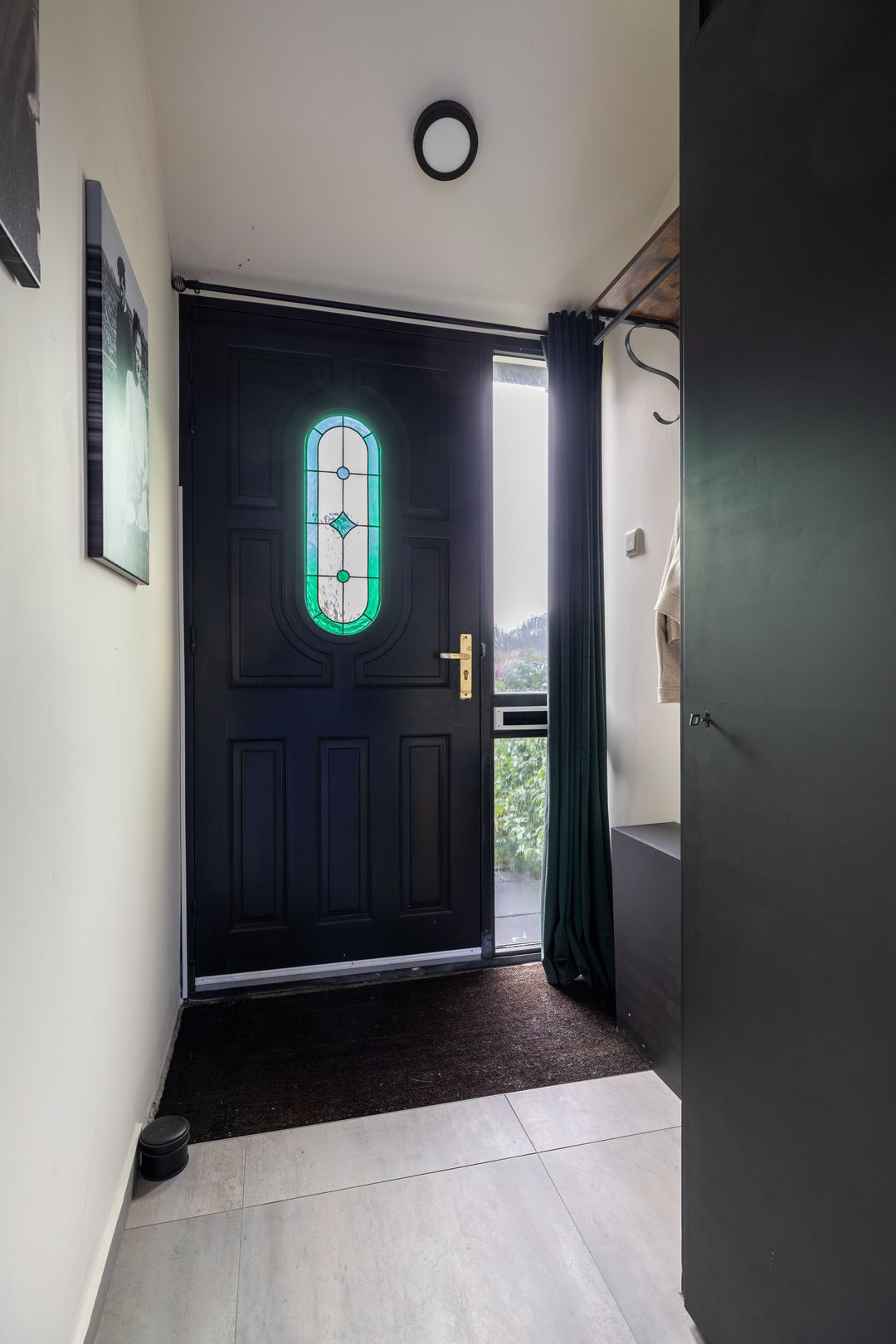 Photo 11 of Molefinne 29