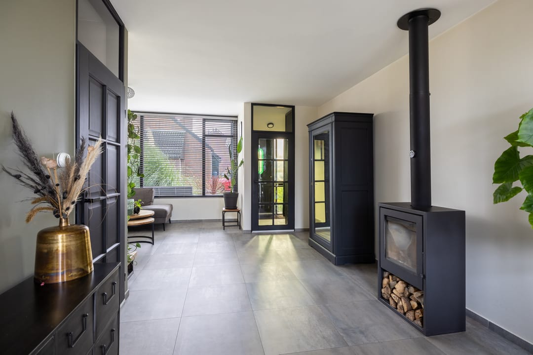 Photo 22 of Molefinne 29