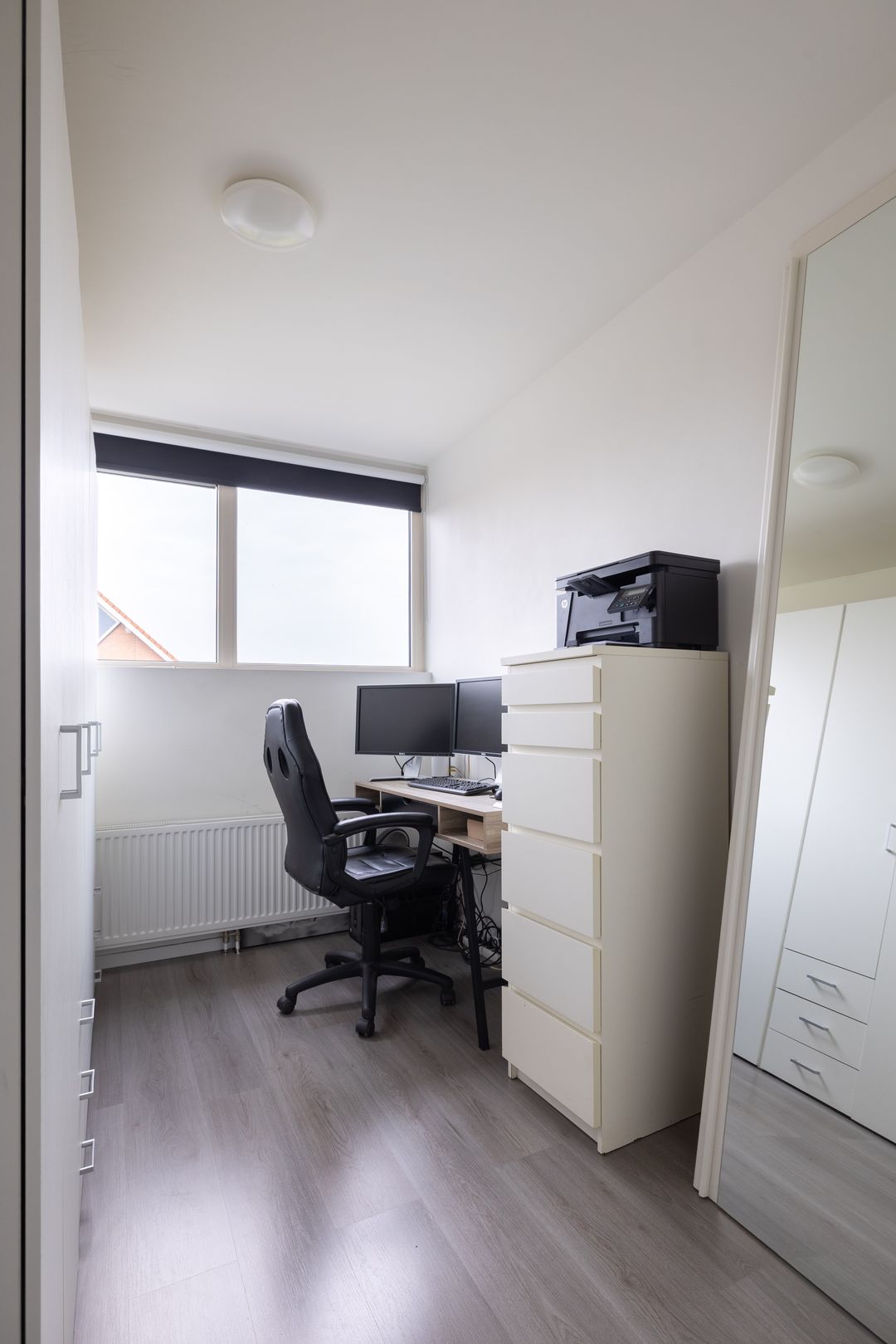 Photo 37 of Molefinne 29