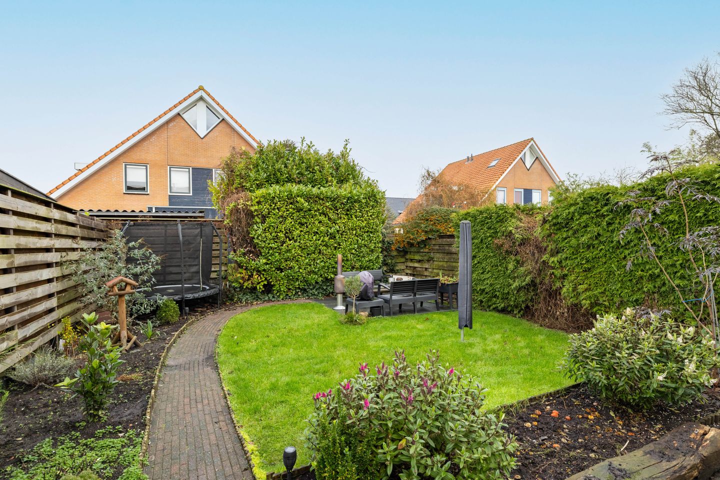 Photo 44 of Molefinne 29