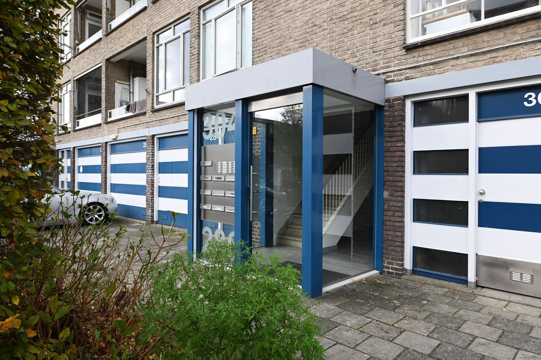 Photo 3 of Barnsteenhorst 298