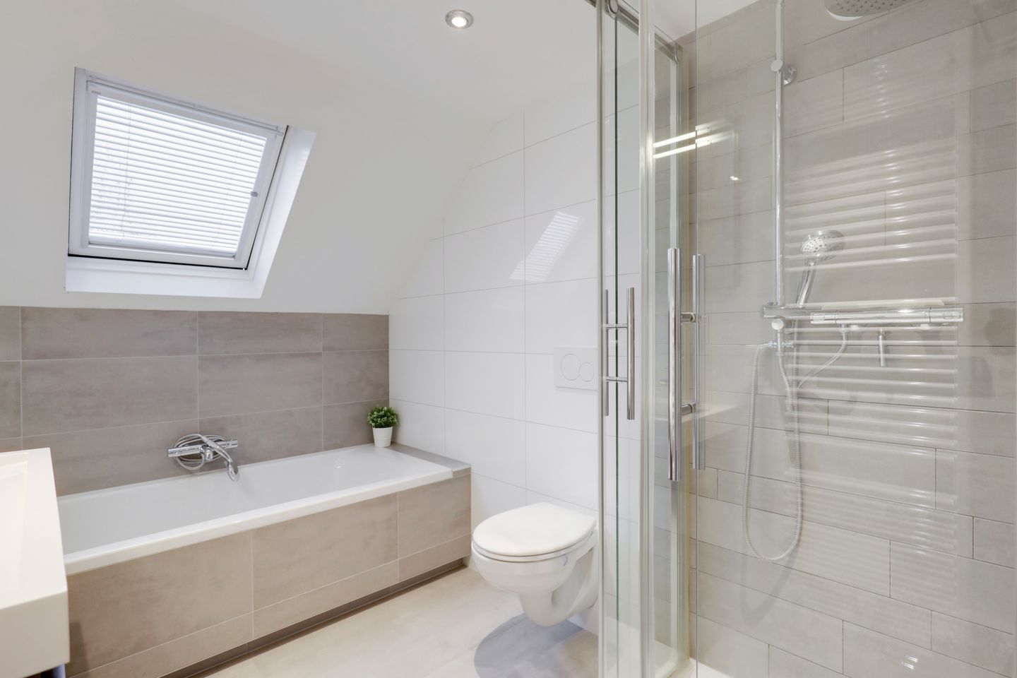 Foto 5 van Wolborgenmate 128