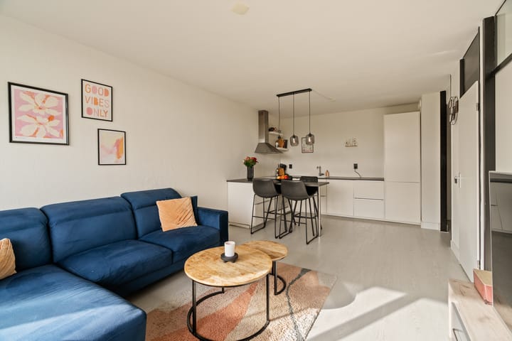 Foto 5 van Henry Moorepassage 26