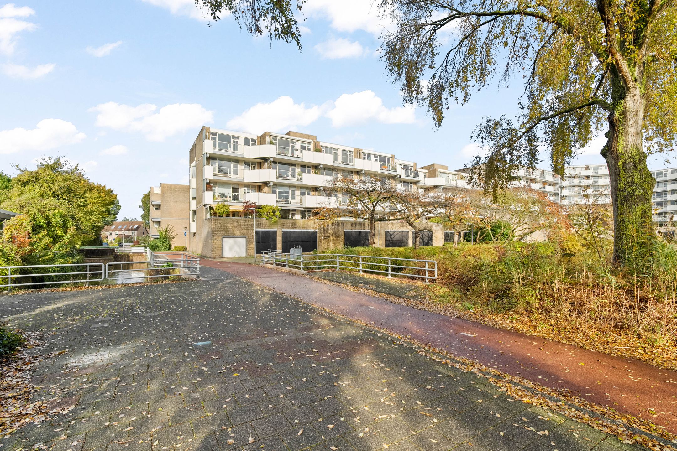 Foto 18 van Henry Moorepassage 26