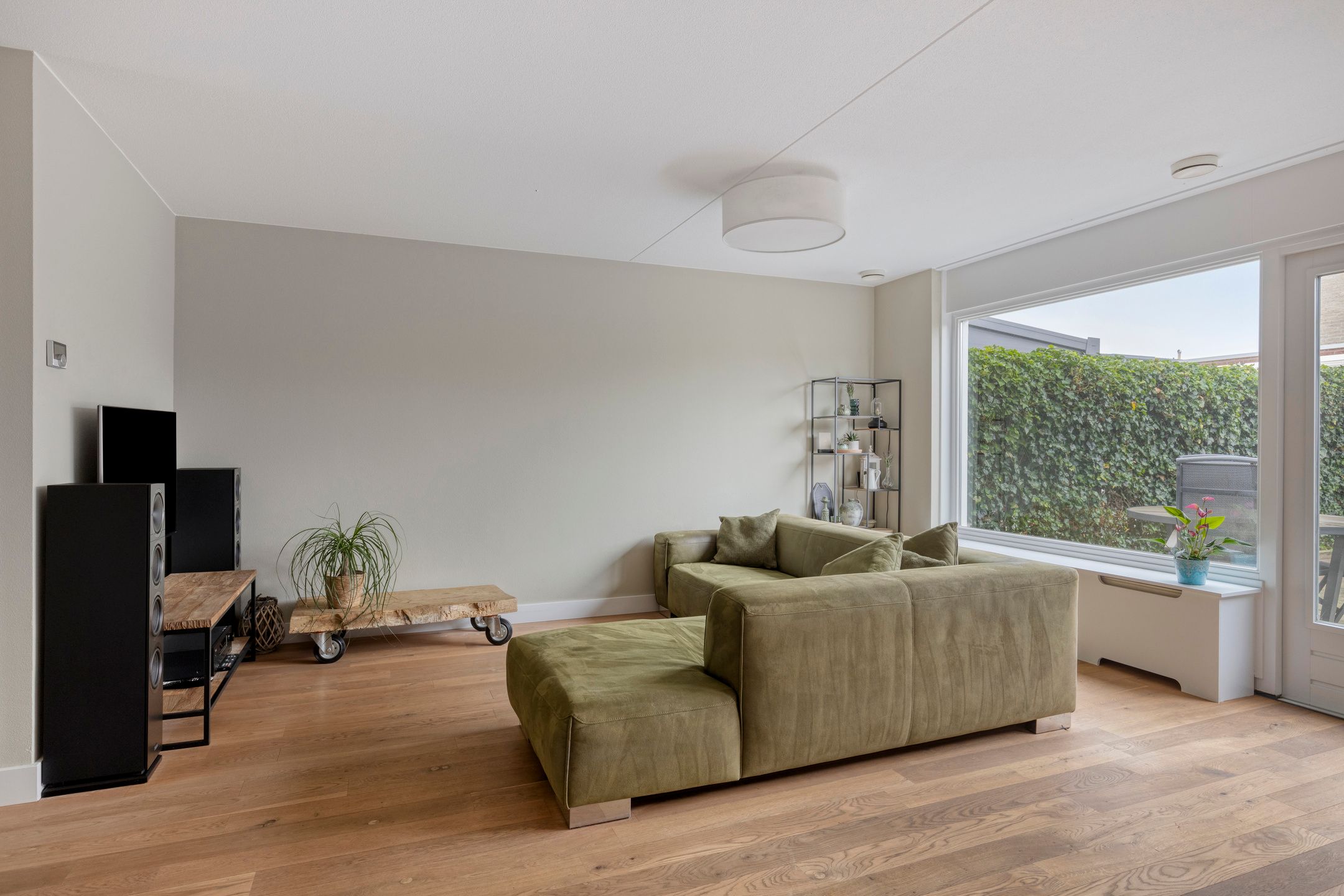 Foto 12 van Montgomerystraat 17