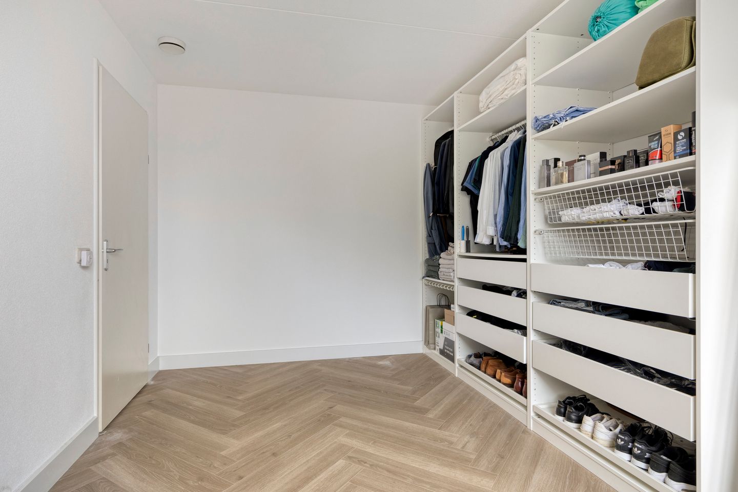 Foto 29 van Montgomerystraat 17