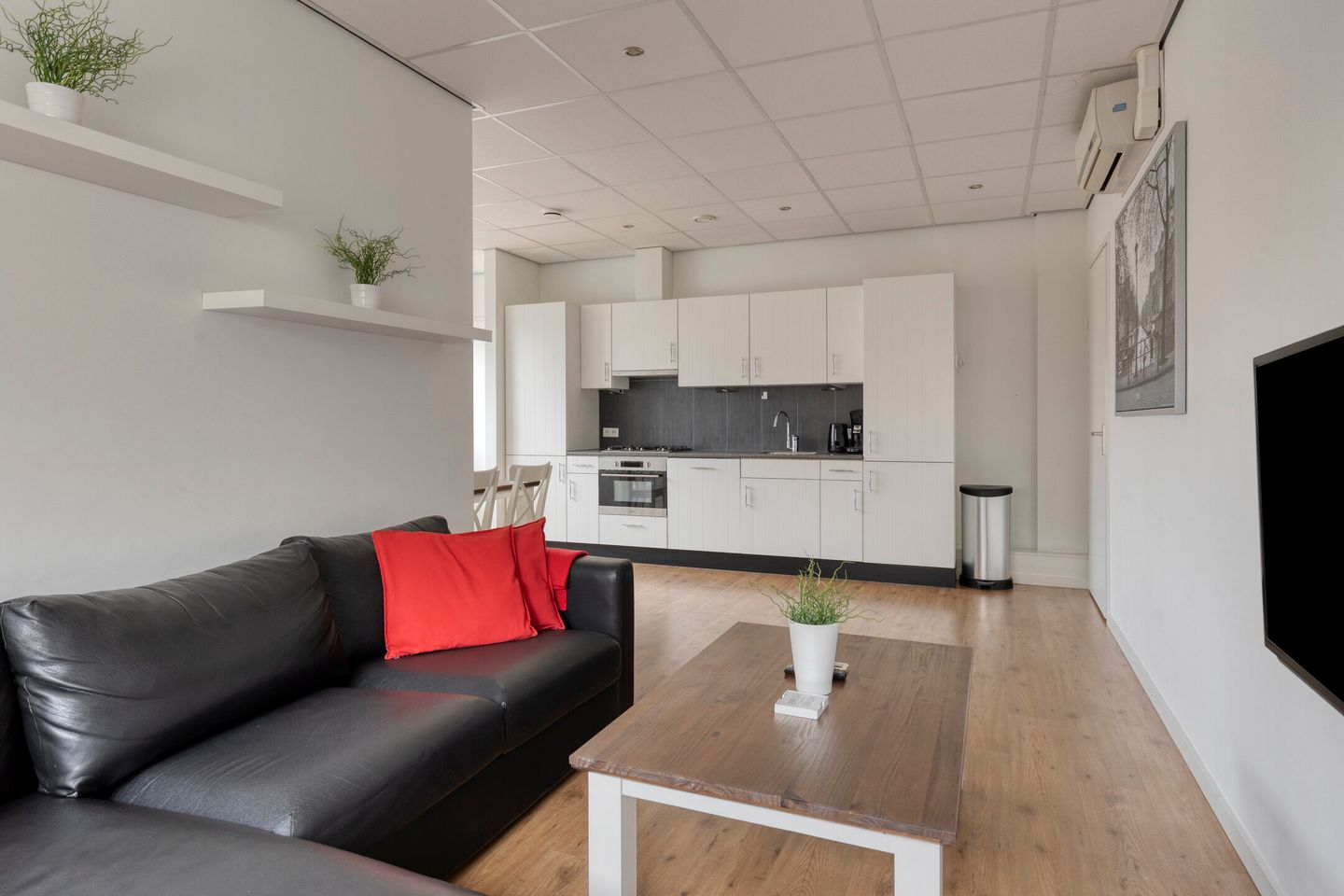 Foto 10 van Veldmaarschalk Montgomerylaan 669-M