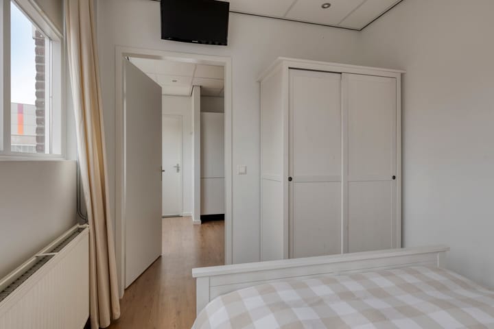 Foto 42 van Veldmaarschalk Montgomerylaan 669-M