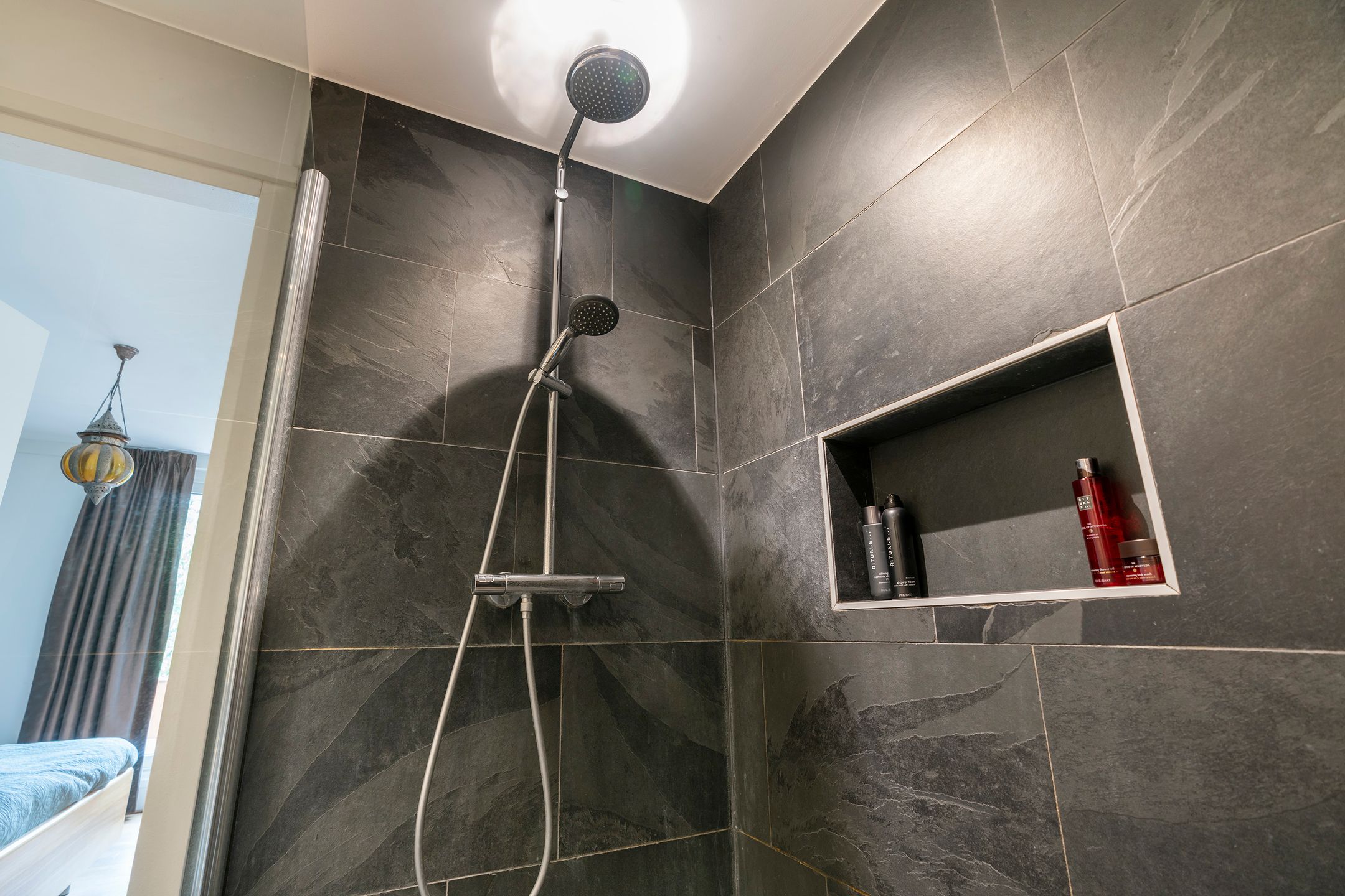 Foto 51 van César Franckrode 54