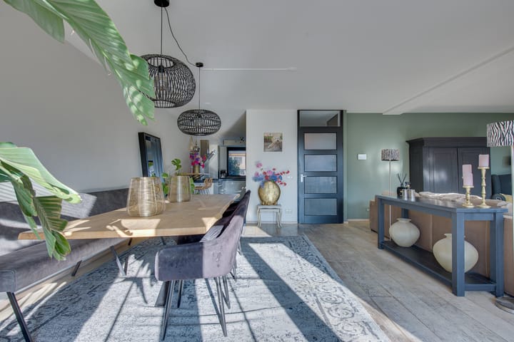 Photo 23 of Lehárstraat 10