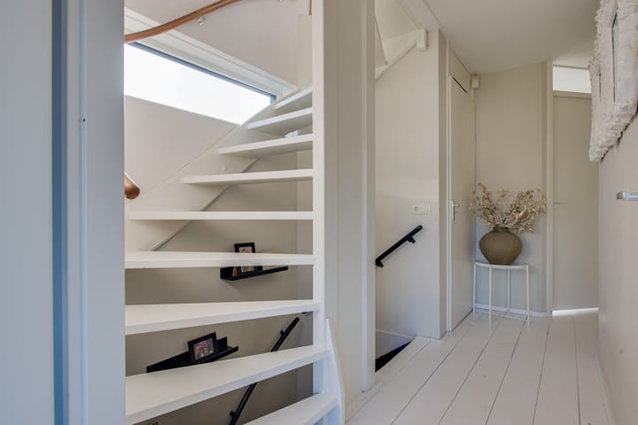 Photo 34 of Lehárstraat 10