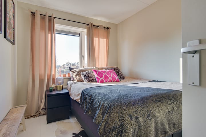 Photo 41 of Lehárstraat 10