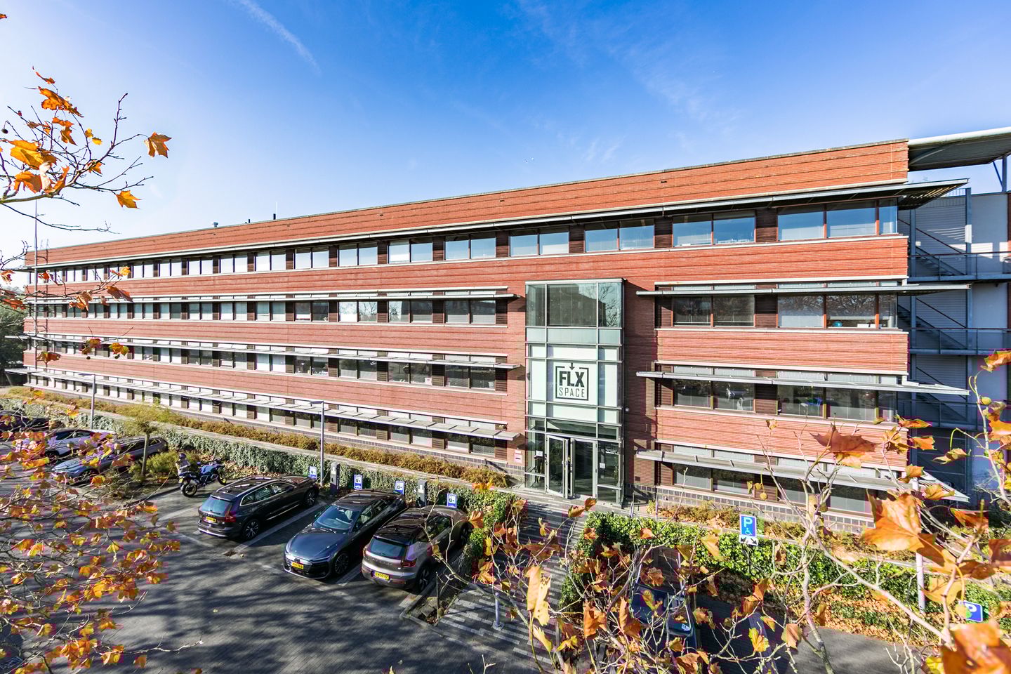 Bekijk foto 1 van Opaallaan 1180