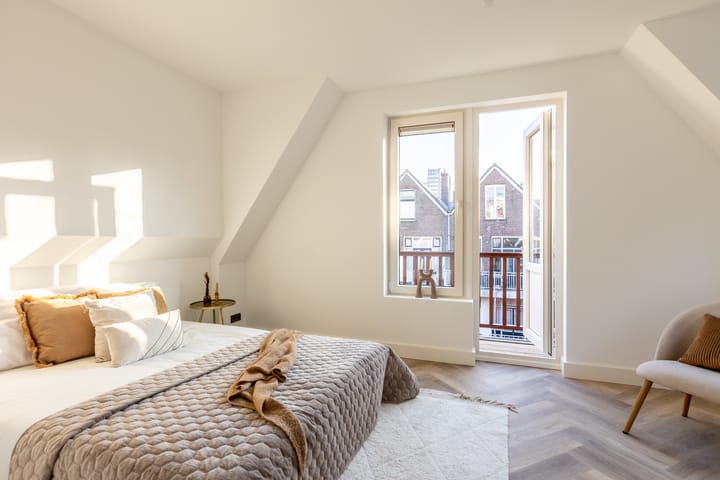 Photo 4 of Hondiusstraat 70-C