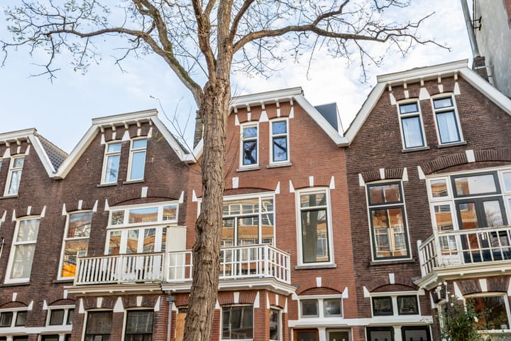 Photo 2 of Hondiusstraat 70-C