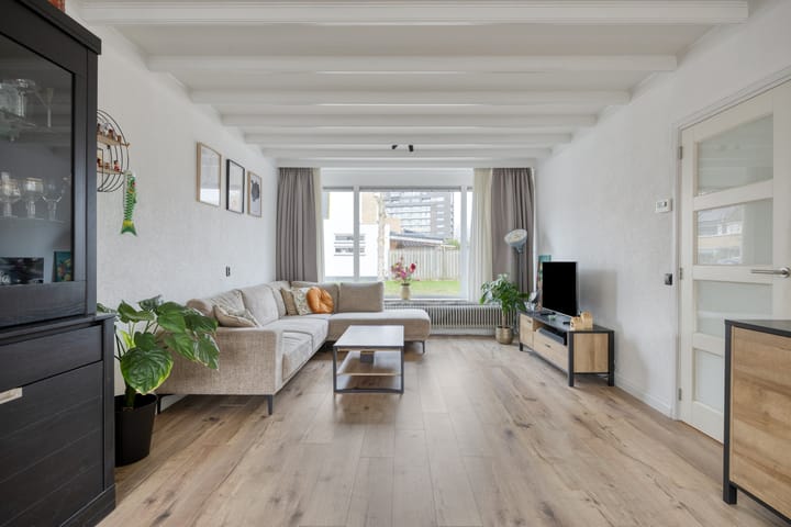 Photo 8 of Hofwijkstraat 11