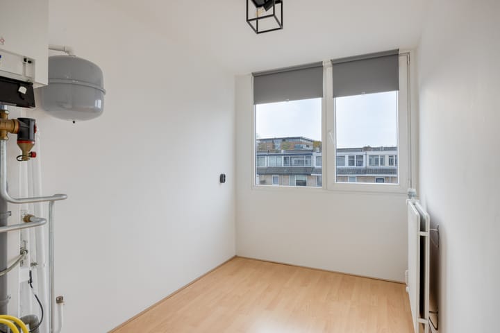 Photo 30 of Hofwijkstraat 11