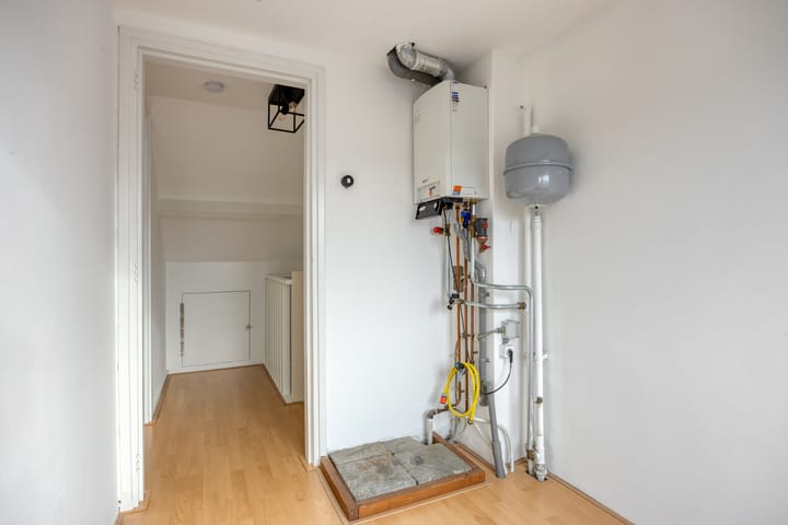 Photo 31 of Hofwijkstraat 11