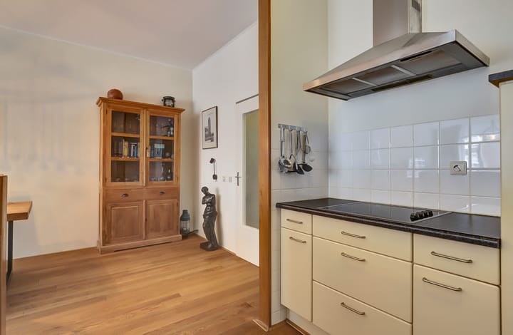 Photo 8 of Grotekerksbuurt 13-B