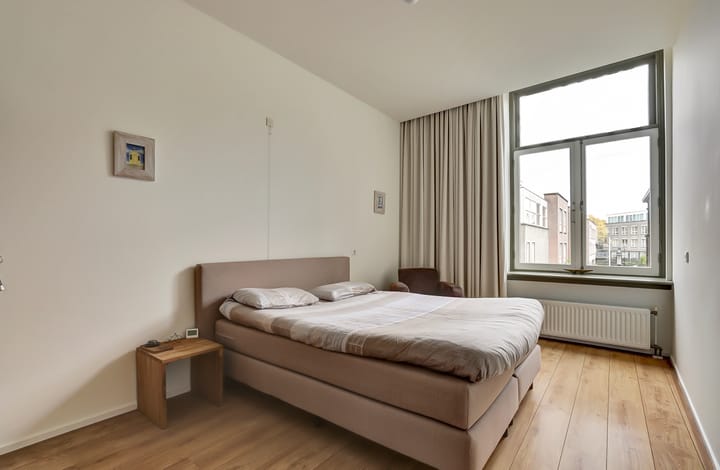 Photo 14 of Grotekerksbuurt 13-B