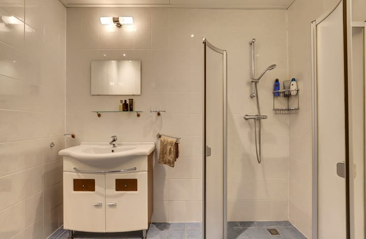 Photo 17 of Grotekerksbuurt 13-B