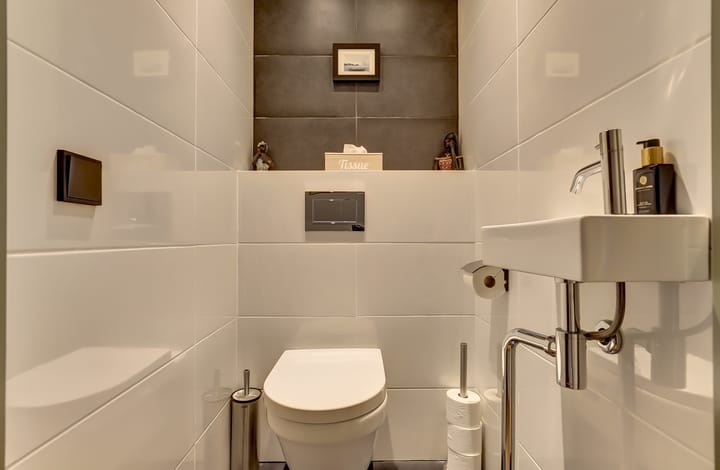 Photo 18 of Grotekerksbuurt 13-B