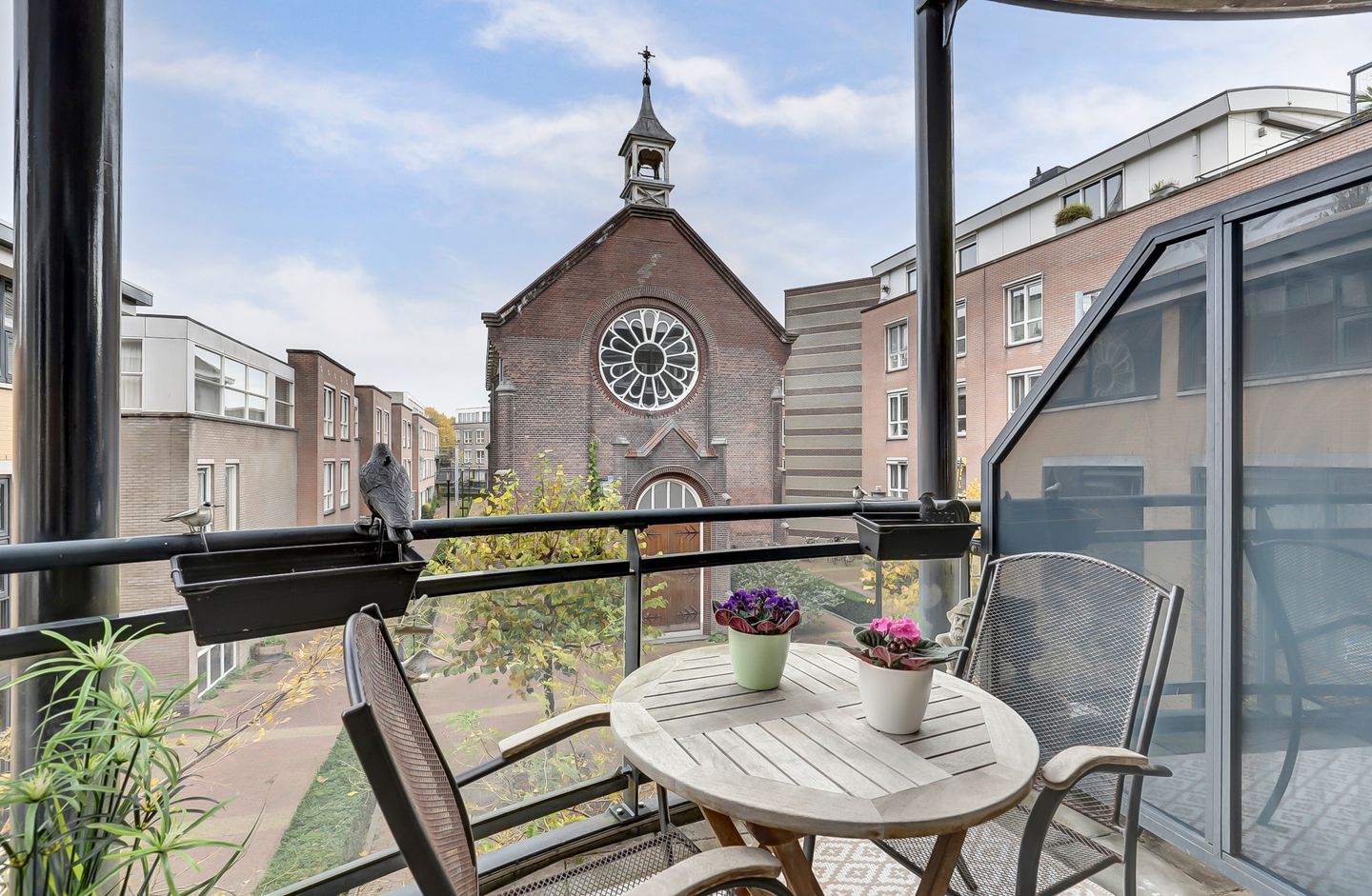 Foto 20 van Grotekerksbuurt 13-B