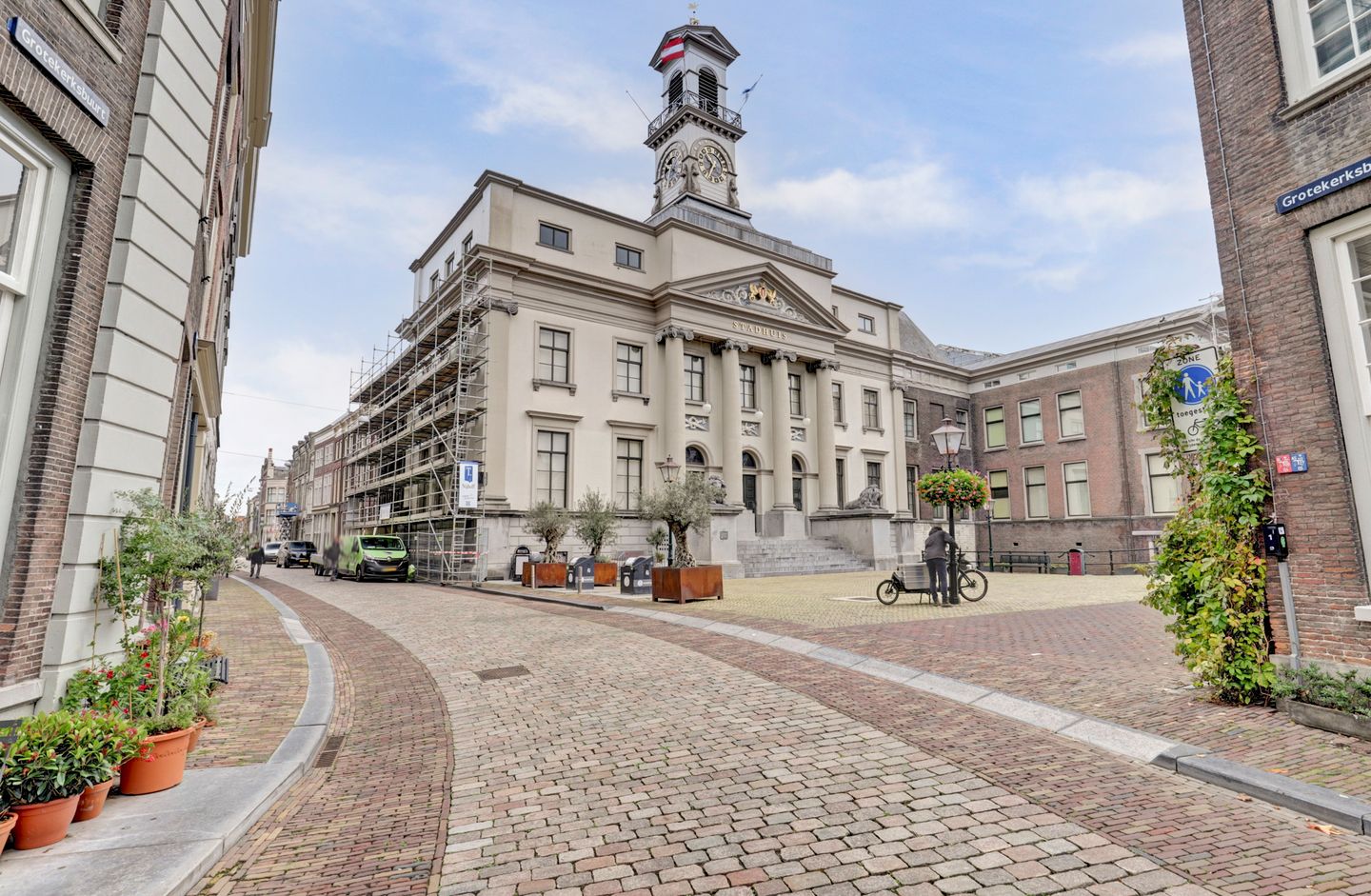 Foto 25 van Grotekerksbuurt 13-B