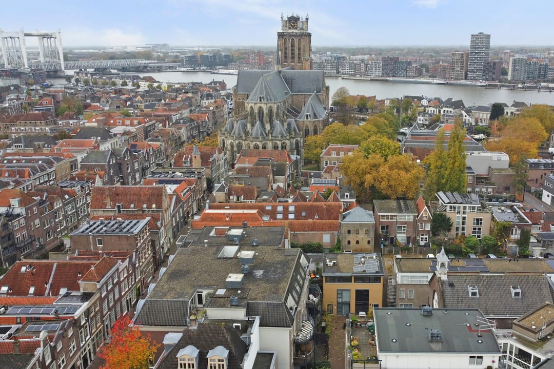 Foto 28 van Grotekerksbuurt 13-B