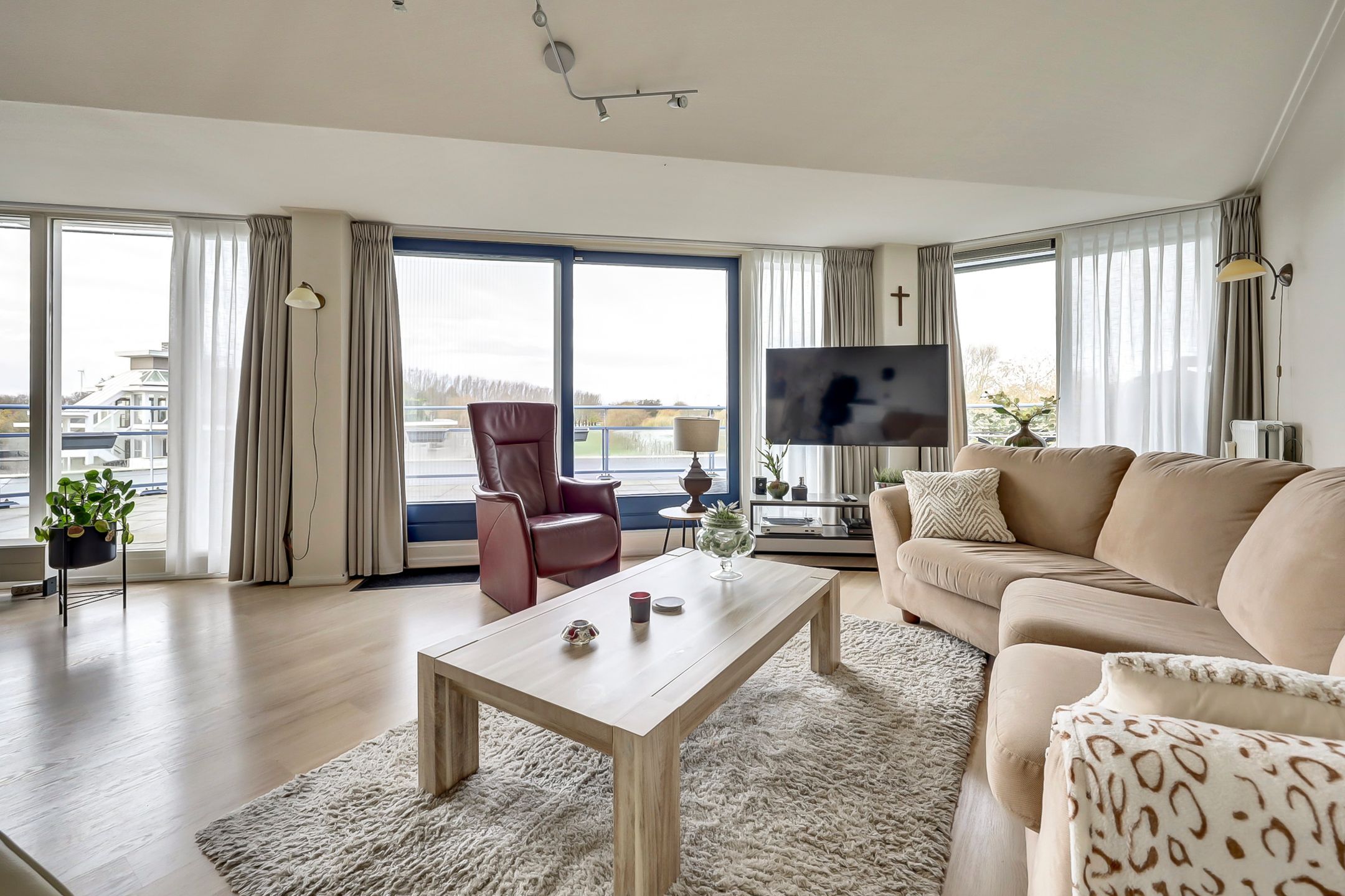 Foto 12 van Winter 18