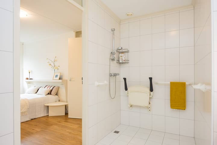 Foto 20 van Denekamperstraat 16-C