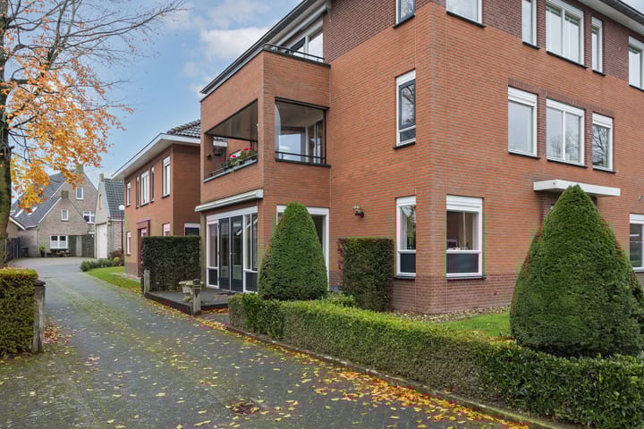 Foto 22 van Denekamperstraat 16-C