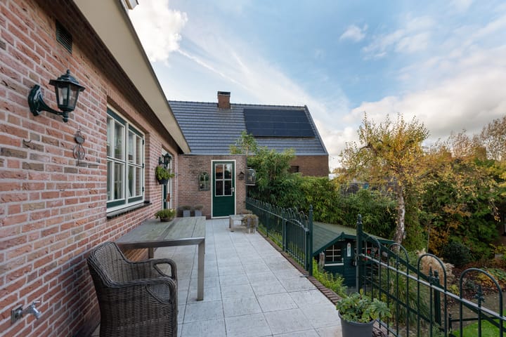 Foto 30 van Voorstraat 9