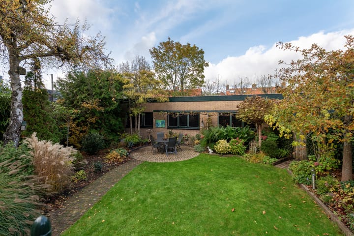 Foto 36 van Voorstraat 9