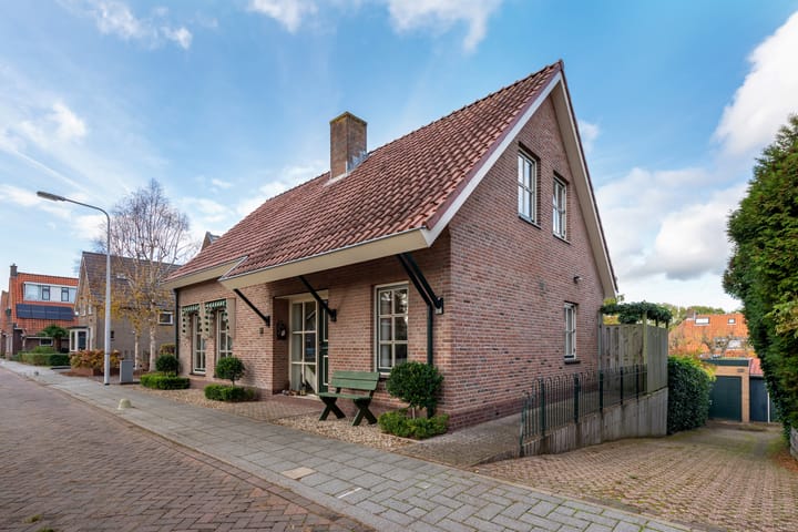 Foto 38 van Voorstraat 9