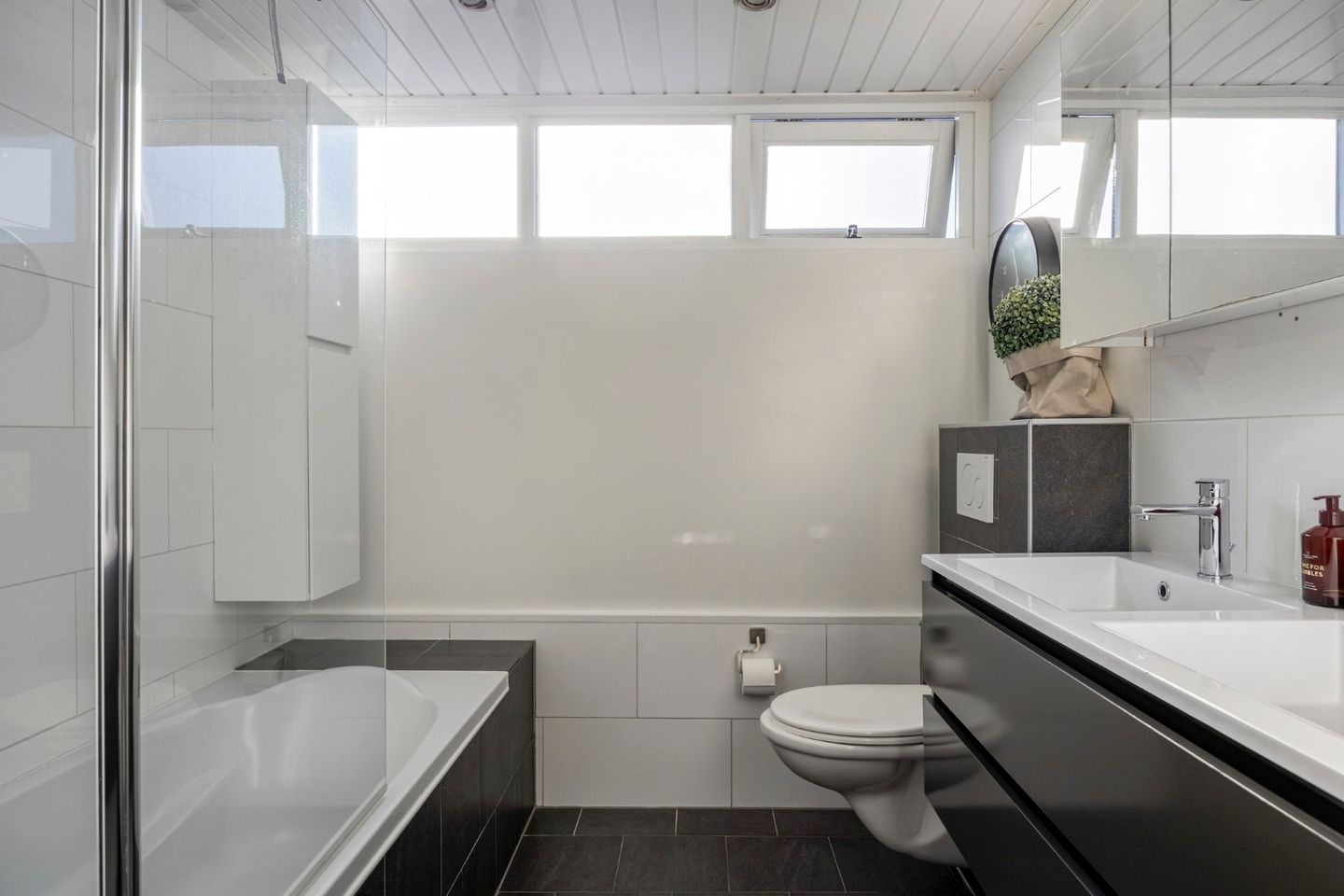 Foto 25 van Koraal 17